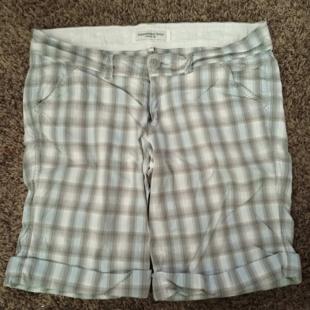 Sold Abercrombie and Fitch Bermuda Shorts Size 8